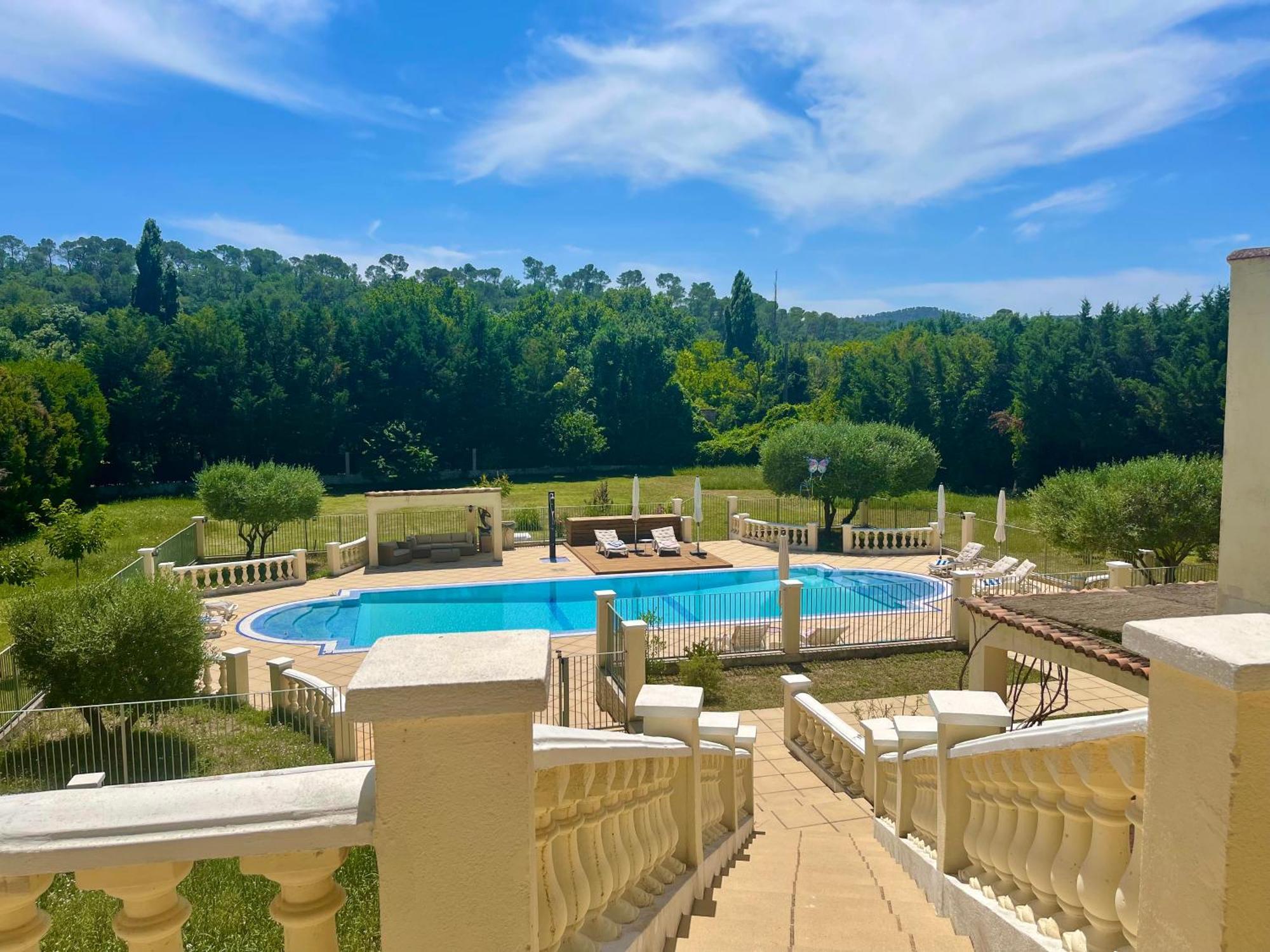 Les Terrasses De Valerian Villa Brignoles Dış mekan fotoğraf