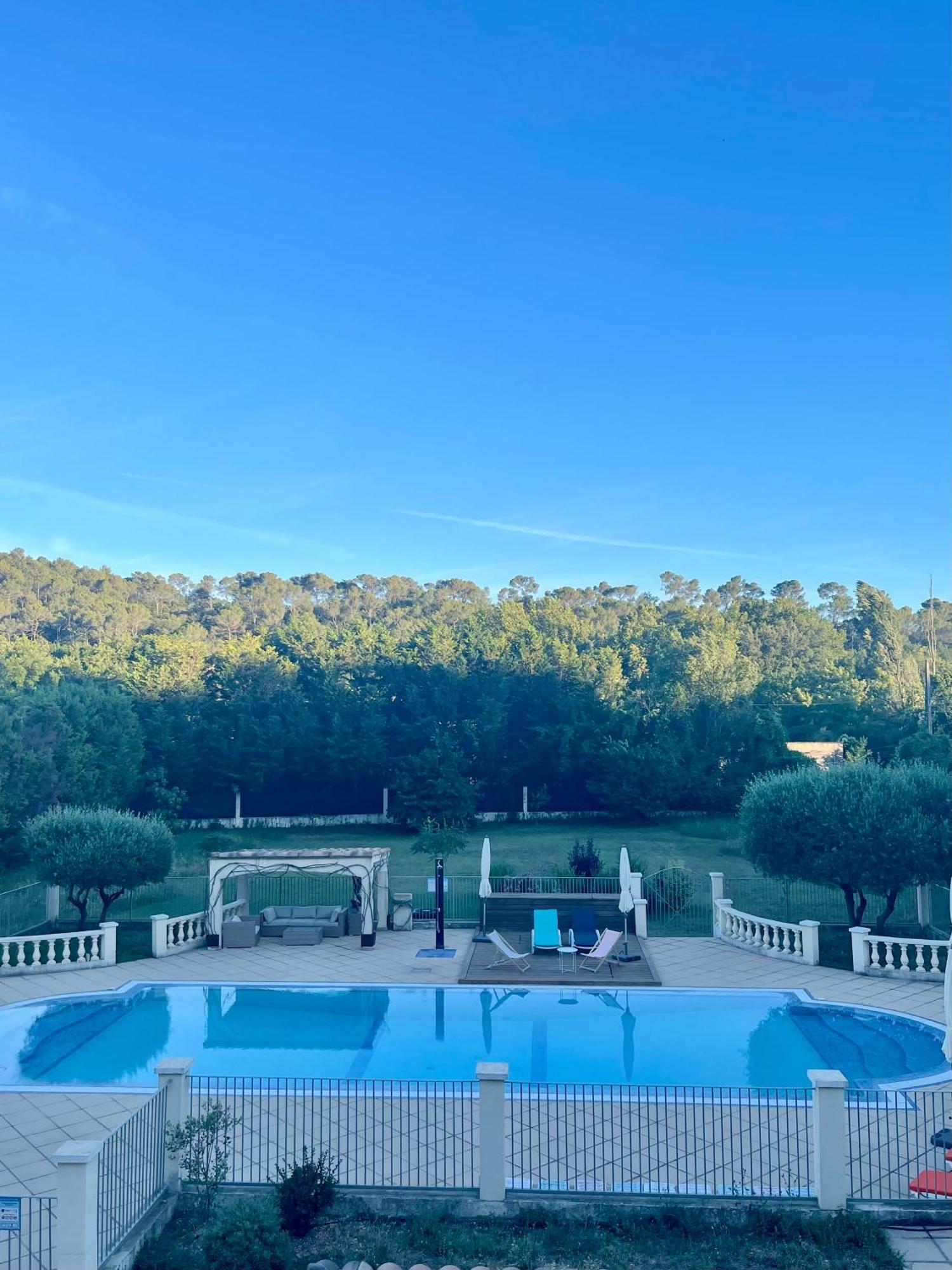 Les Terrasses De Valerian Villa Brignoles Dış mekan fotoğraf