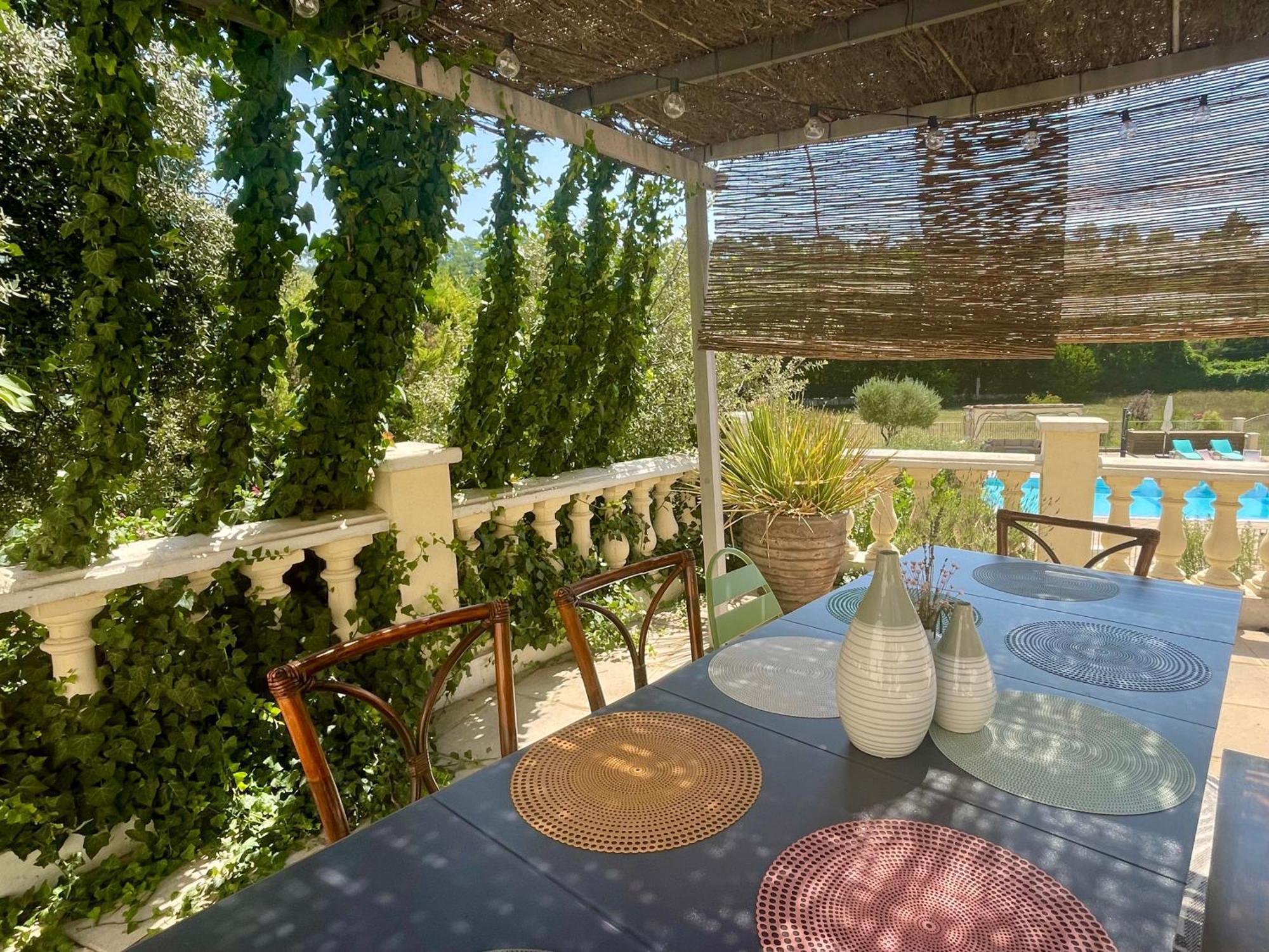 Les Terrasses De Valerian Villa Brignoles Dış mekan fotoğraf